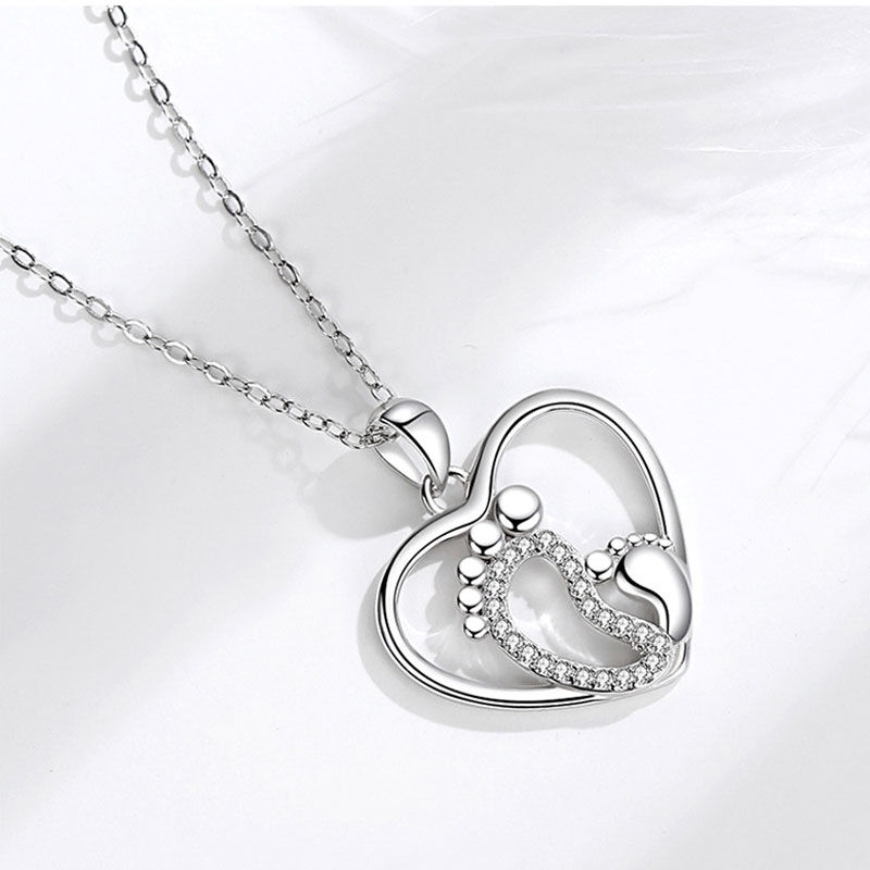 Jeulia Mom and Baby Feet Heart Sterling Silver Necklace