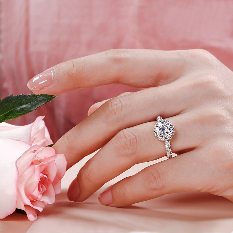 Jeulia Floral Halo Round Cut Sterling Silver Ring