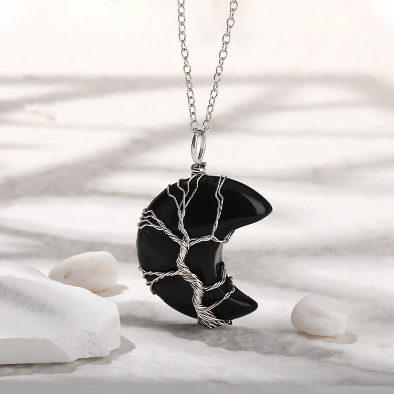 Jeulia Collar de ágata negra natural con colgante de media luna con árbol de la vida sinuoso