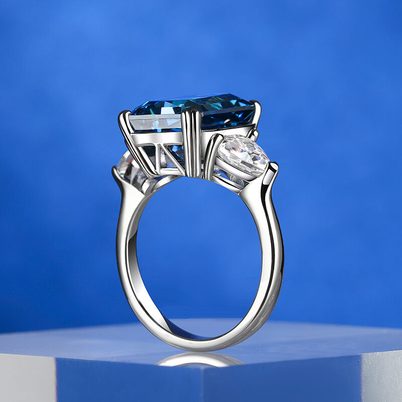 Jeulia Three Stone Emerald Cut Sterling Silver Ring