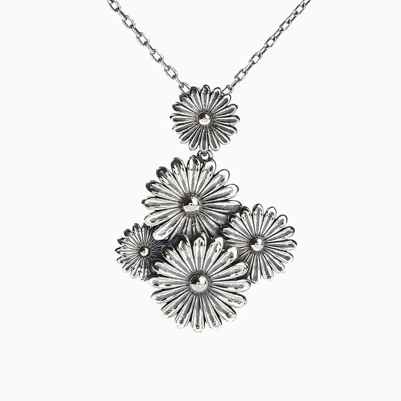 Jeulia "Daisy Bouquet" Flower Sterling Silver Necklace