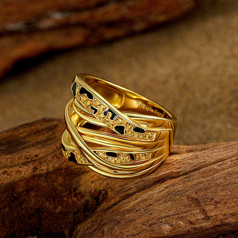 Jeulia x Leyla “Quicksand Leopard Shadow” Intertwined Ring