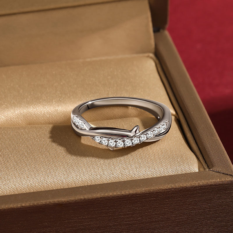 Jeulia Classico Anello Eternità per Donna con Spine Intrecciate in Argento Sterling