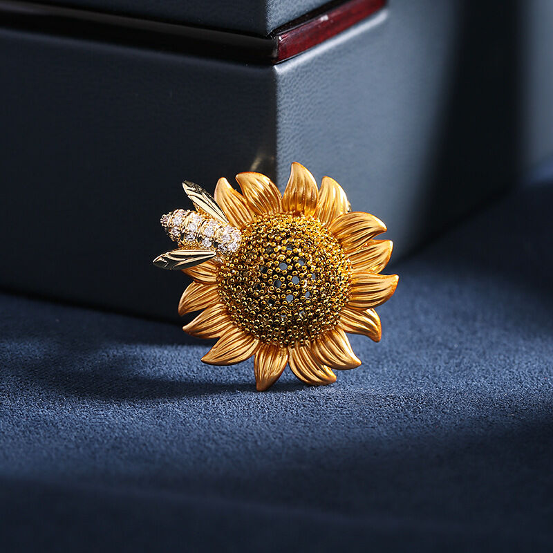 Jeulia Sunflower & Bee Design Brooch