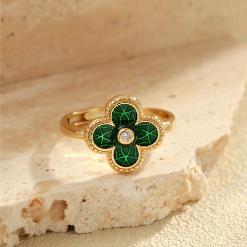 Jeulia "Lucky Day" Four Leaf Clover Sterling Silver Adjustable Ring