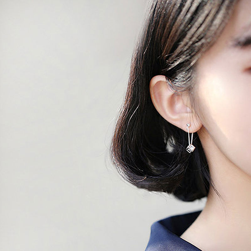 Jeulia シルバー キュービック 揺れピアス
