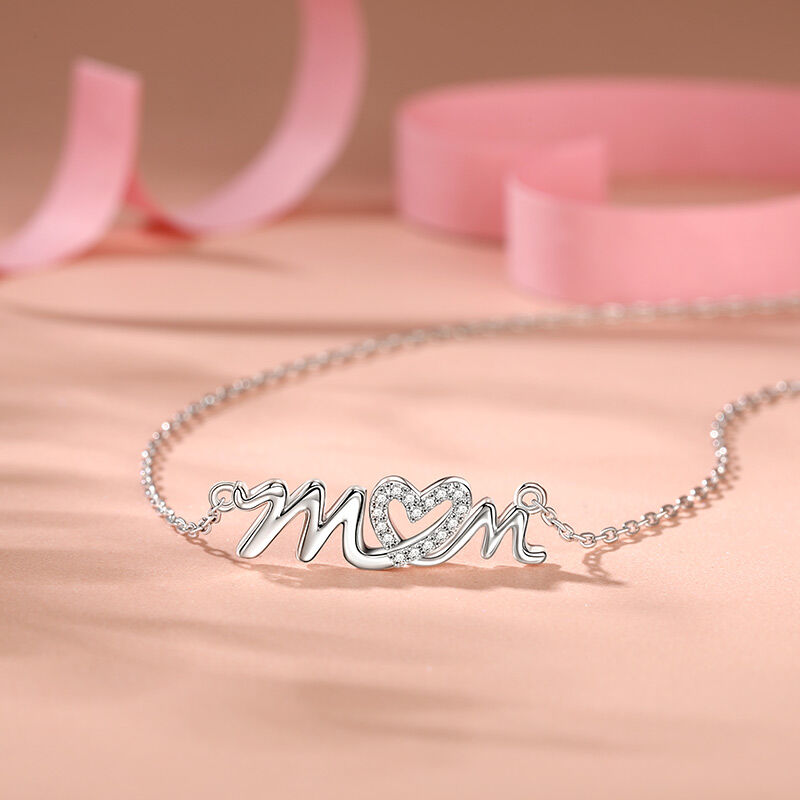 Jeulia "Link Love" Mom Heart Necklace Sterling Silver Letter