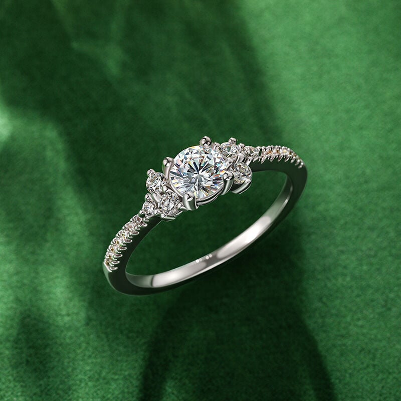 Jeulia Minimalist Round Cut Eternity Engagement Ring