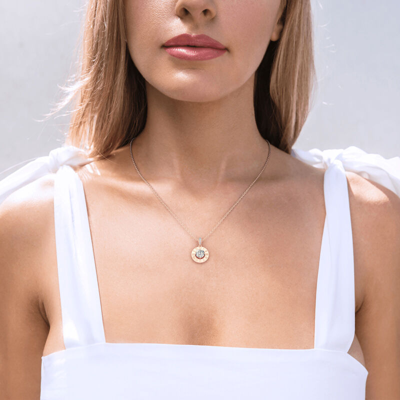 Jeulia "Mystical Beauty" Roman Numeral Round Cut Sterling Silver Necklace