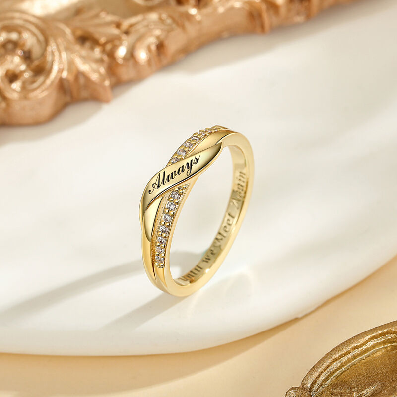 Jeulia Elegante Aangepaste Dames Trouwring met Gegraveerd Knoop ontwerp