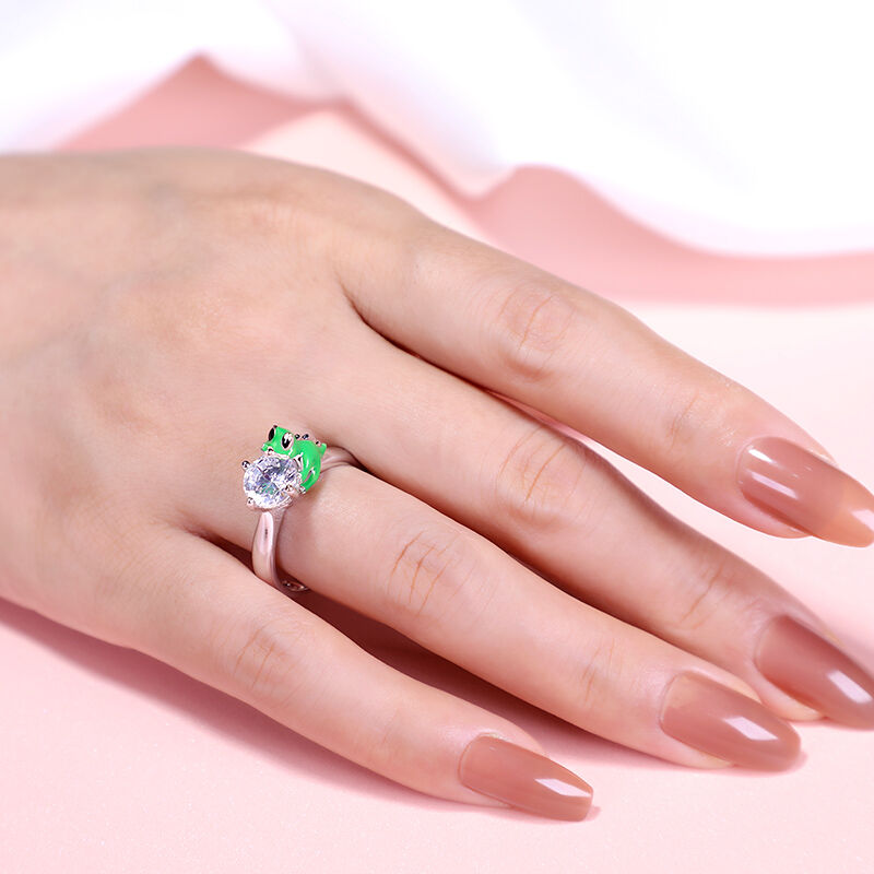 Jeulia Hug Me "Cartoon Crocodile" Round Cut Sterling Silver Ring