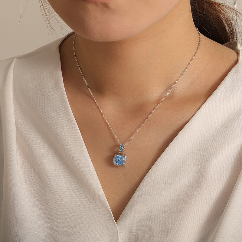 Jeulia Minimalist Custom Sugar Cube Necklace