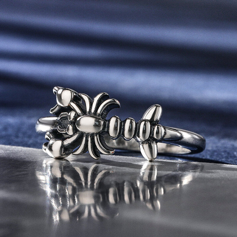 Jeulia "Side Lobster" sterling silver ring