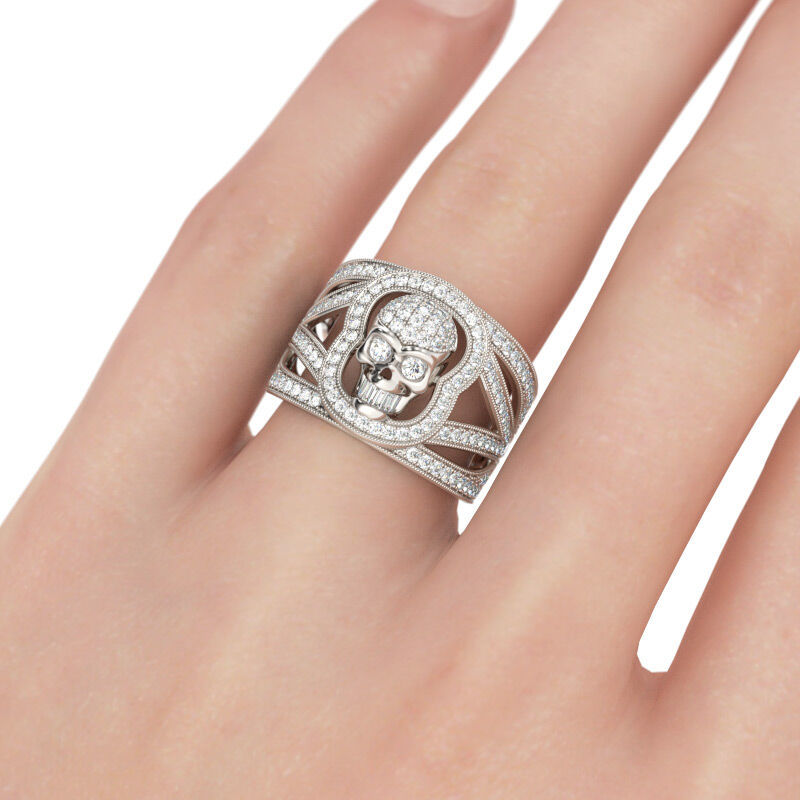 Jeulia Round Cut Sterling Silver Skull Ring
