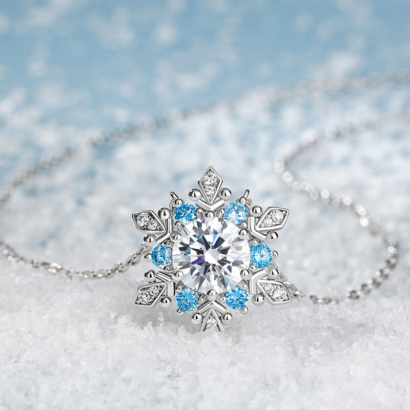 Jeulia "Shining Winter" Snowflake Round Cut Sterling Silver Halsband
