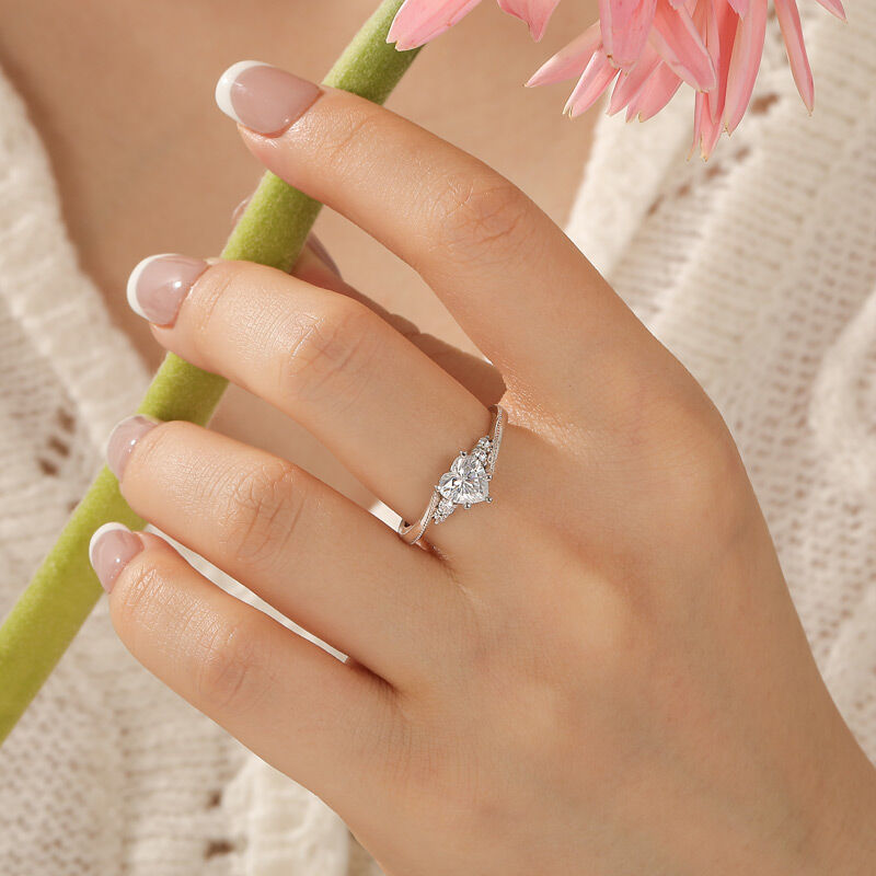 Jeulia Milgrain Custom Heart Promise Ring Bypass Design
