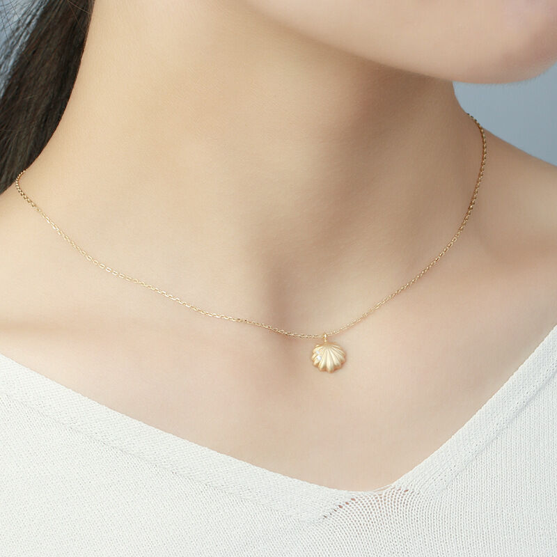 Jeulia “Hidden Treasure" Dainty Seashell Sterling Silver Necklace