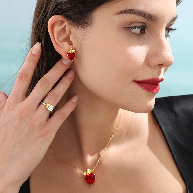 Jeulia Orecchini con Cuore Rosso in Argento Sterling