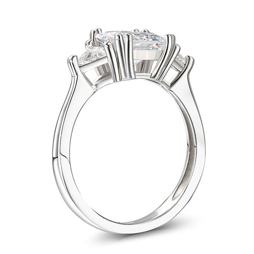 Jeulia Three Stone Princess Cut Sterling Silver Ring