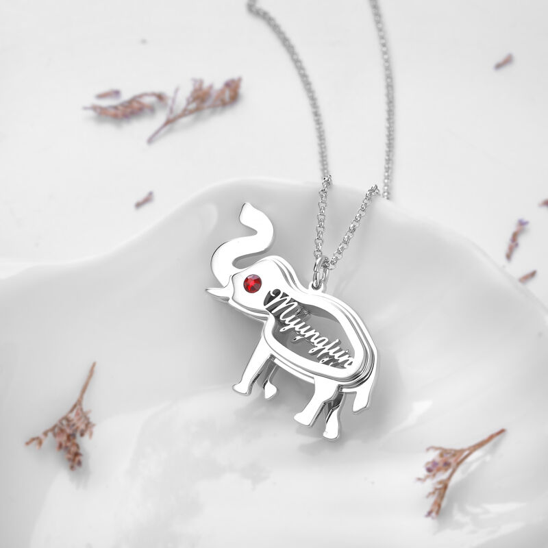 جوليا قلادة اسم شخصية من الفضة الإسترليني بتصميم فيل مع حجر الميلاد