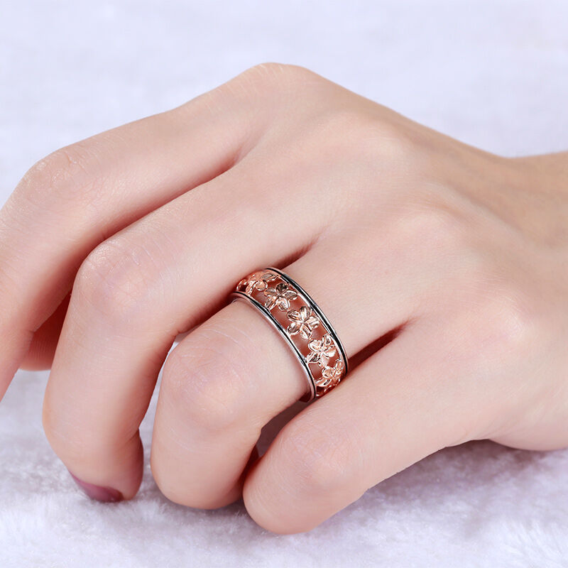 جوليا خاتم من الفضة الإسترليني بلونين بتصميم زهرة