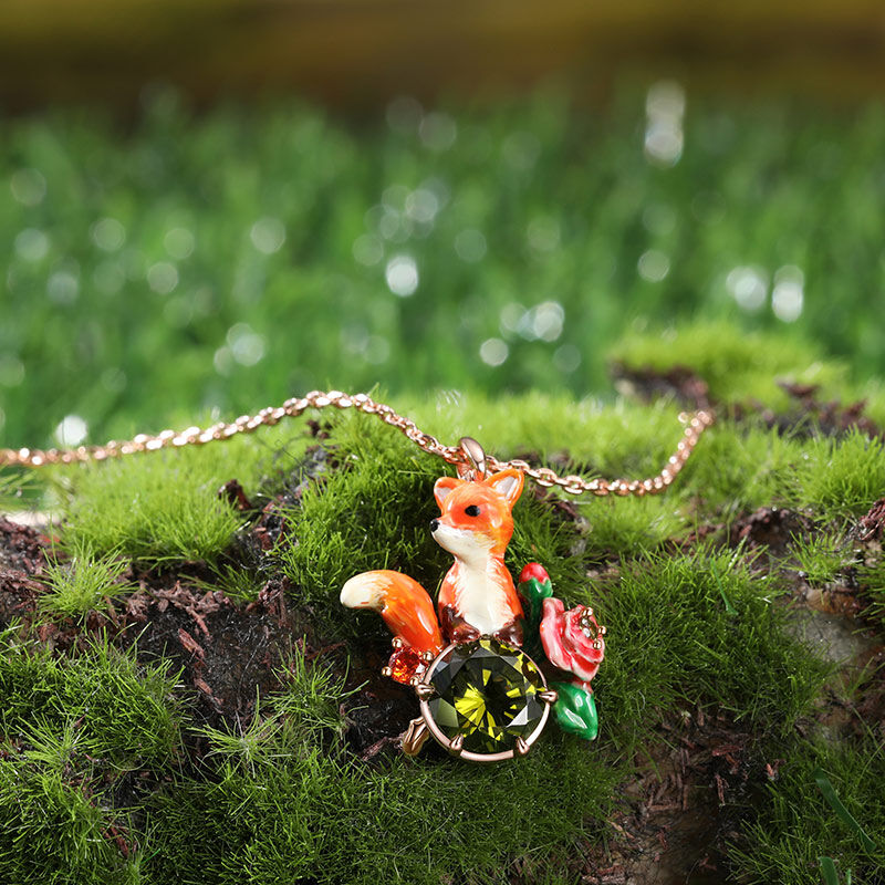 Jeulia "Love-in-Idleness" Fox with Flower Enamel Sterling Silver Necklace
