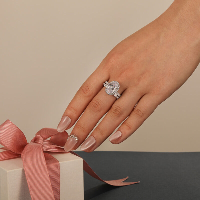 Jeulia Simple Open Stackable Women Wedding Ring with Pave Set Band