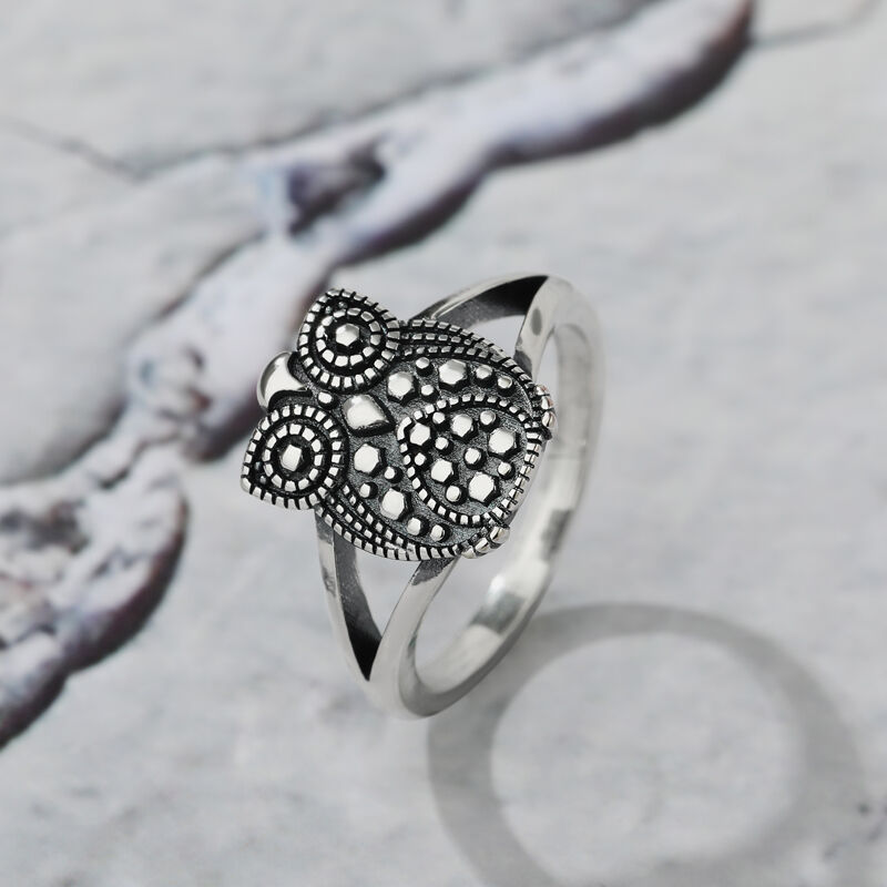 Jeulia "As Wise As An Owl" Sterling Silver Ring