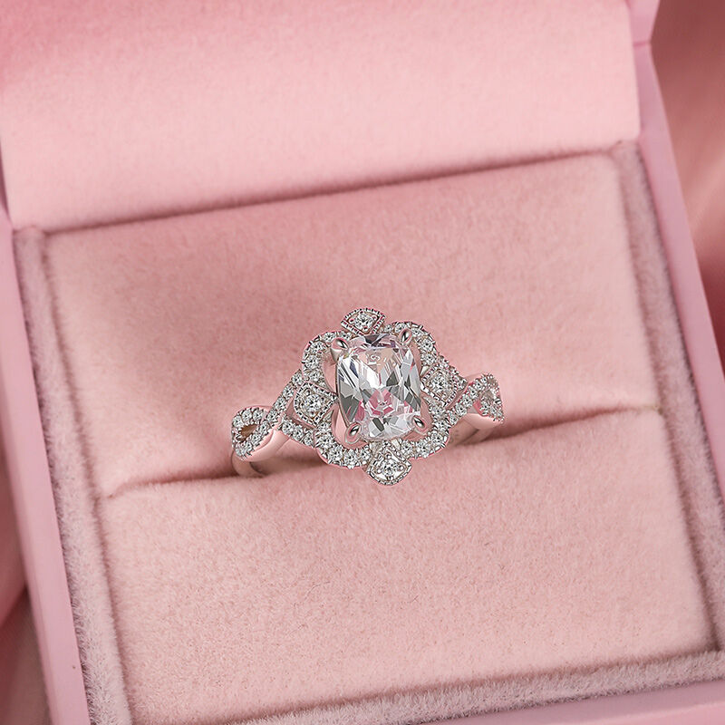 Jeulia Bague de Fiançailles Coussin Allongé à Symétrie Twist