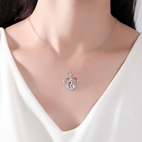 Jeulia Mom and Baby Feet Heart Sterling Silver Necklace