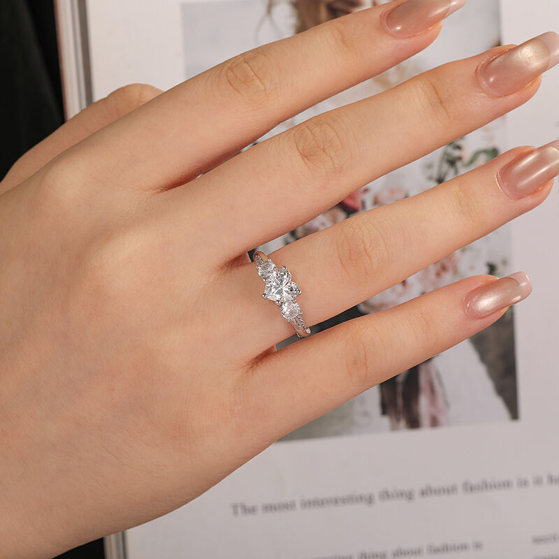 Jeulia Custom Heart Cut Twist Three Stone Engagement Ring
