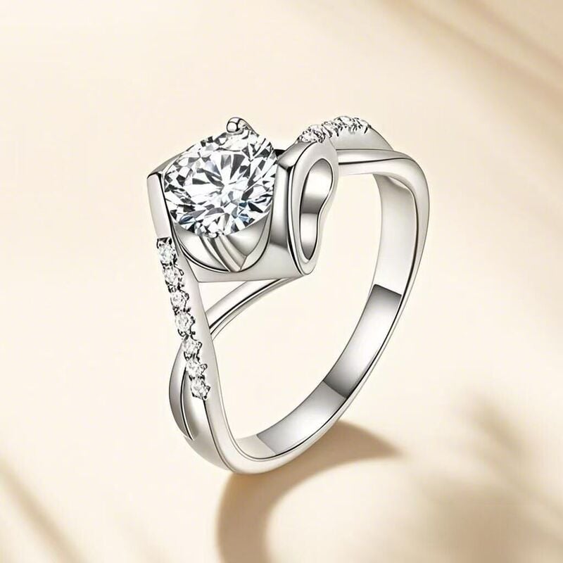 Jeulia Bypass Twist Round Cut Ring Sterling Silver