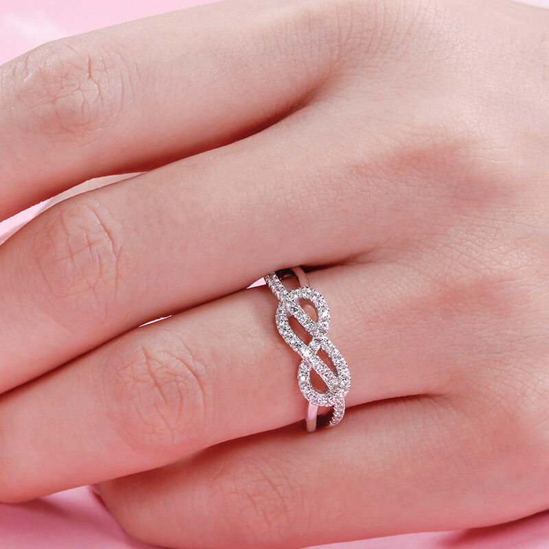 Jeulia Infinity Knot Design Sterling Silver Band