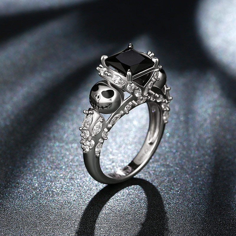 Jeulia "Romantic Soul" Skull Design Princess Cut Sterling Silver Ring