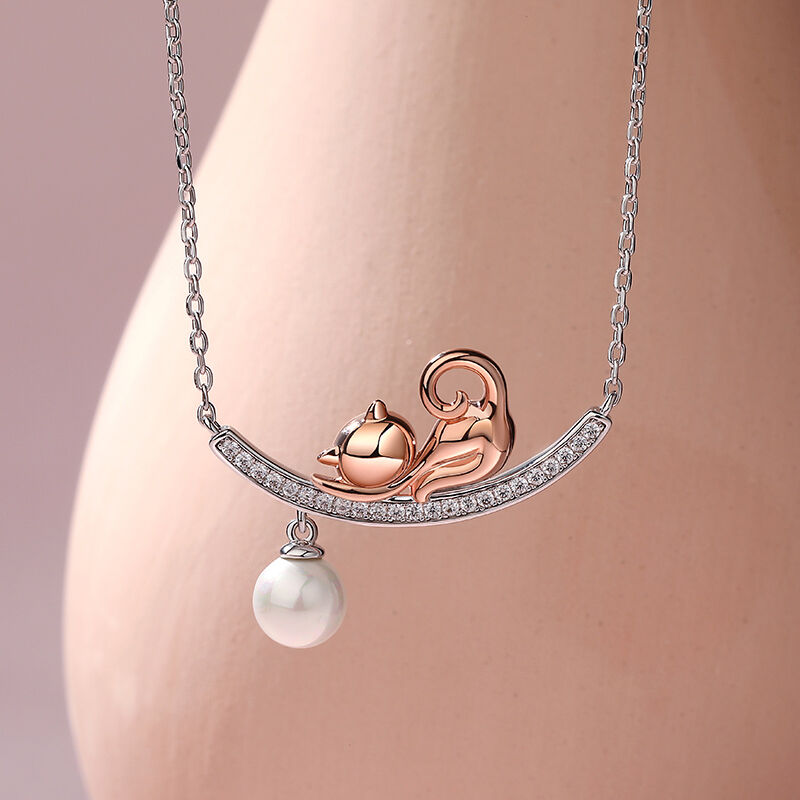 Jeulia Lazy Cat Cultured Pearl Sterling Silver Necklace