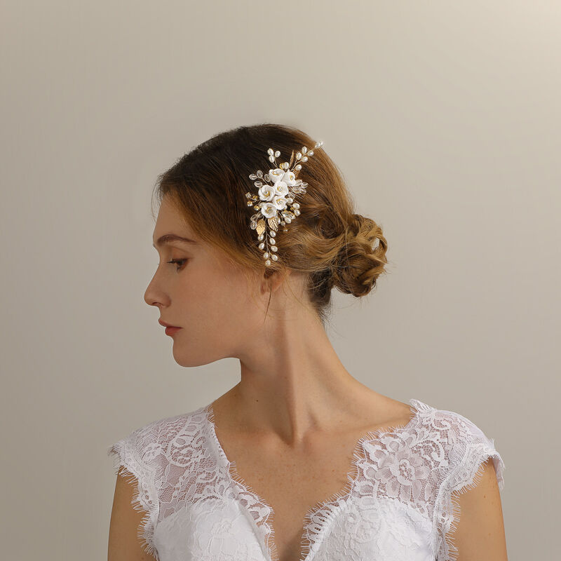 Jeulia White Flower Hair Comb Gold Tone Pearl Crystle Headpiece