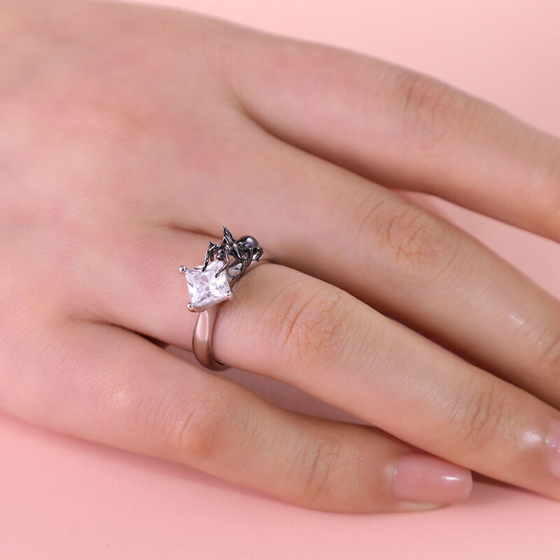Jeulia Anillo Hug Me de Plata de Ley con Corte Princesa Hormiga