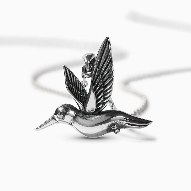 Jeulia Collar de plata de ley con un colibrí en vuelo