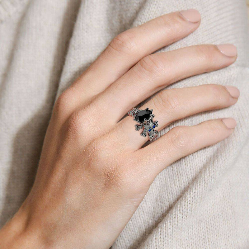 Jeulia Round Cut Sterling Silver Skull Ring