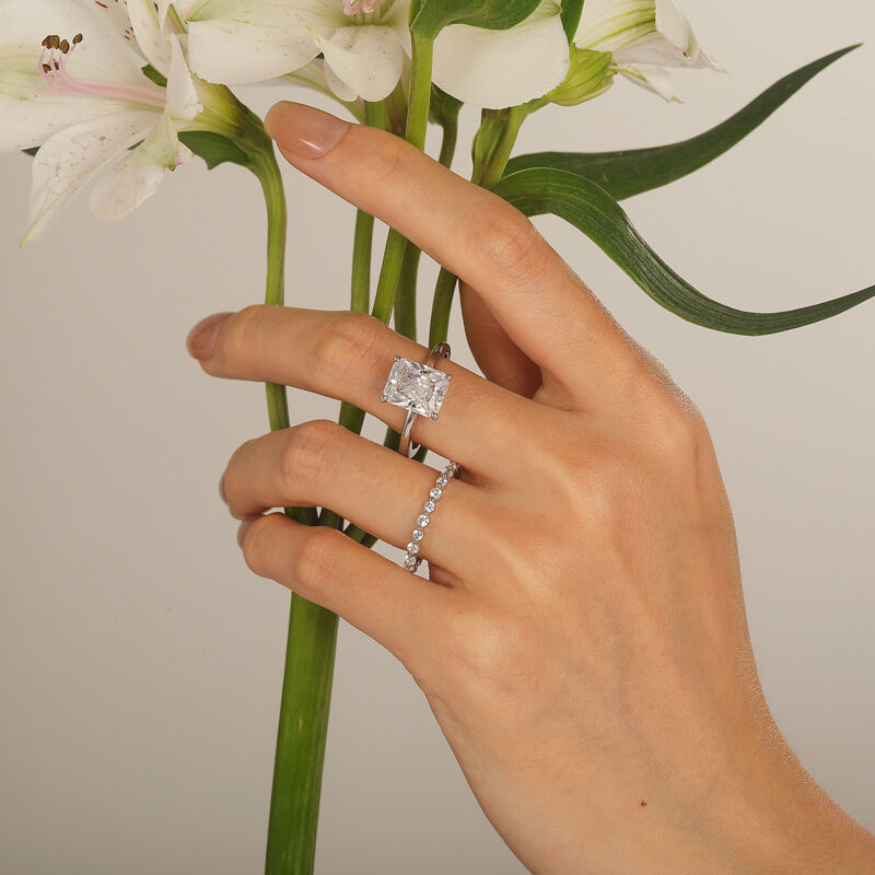 Jeulia Juego de Anillos de Compromiso Corte Princesa con Halo Oculto