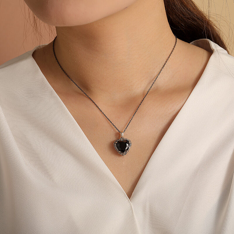 Jeulia Aged Finish Black Heart Necklace Sterling Silver