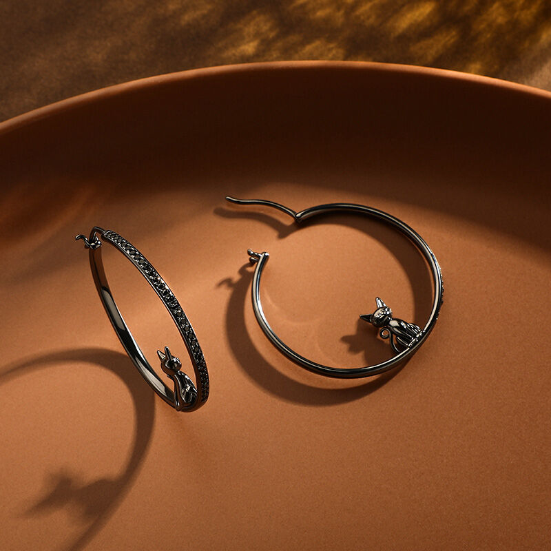 Jeulia "Death Witness" Black Cat Sterling Silver Hoop Earrings