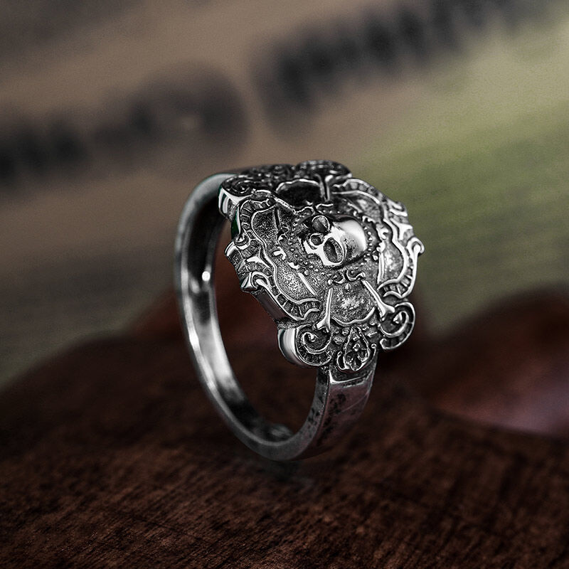Jeulia "Gothic Style" Skull Design Sterling Silver Ring