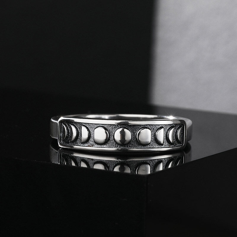 Jeulia "Moon Phase" Sterling Silver Dainty Ring