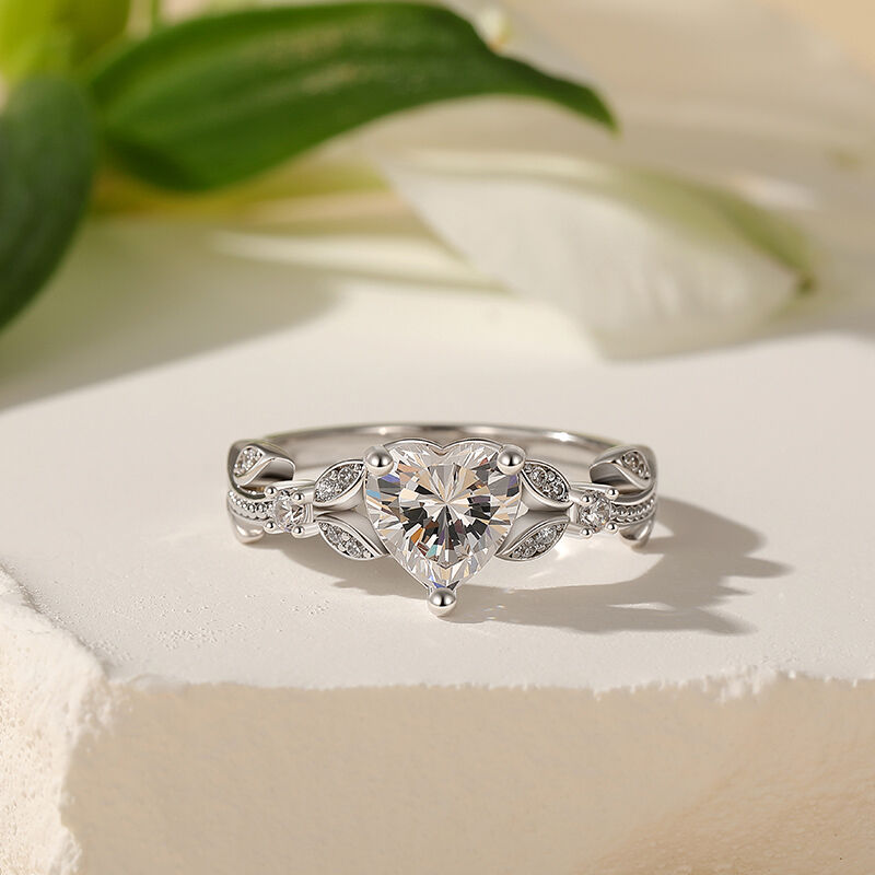 Jeulia Fin Klängväxt Hjärta Förlovningsring i Sterling Silver