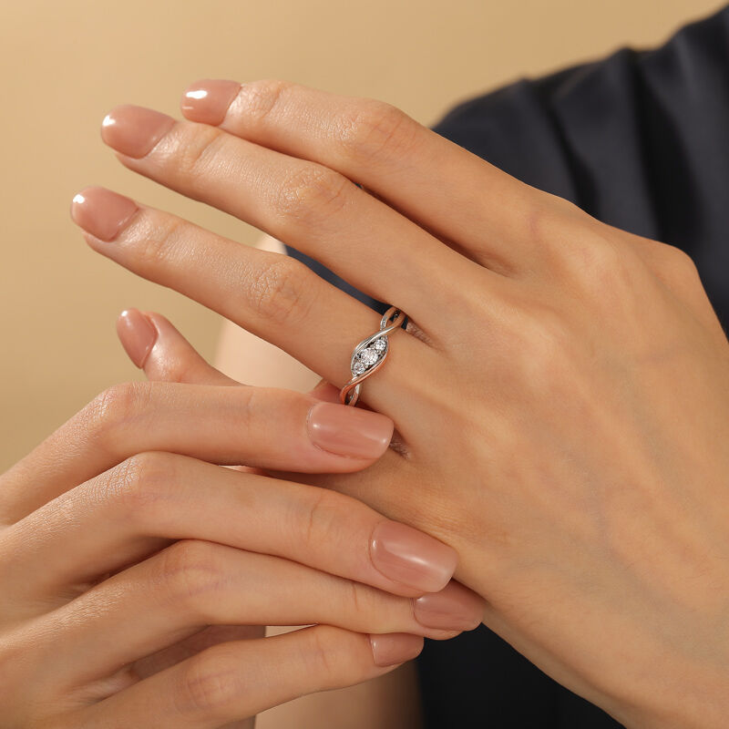 Jeulia Anello a Tre Pietre Personalizzato Bicolor con Pietra di Nascita