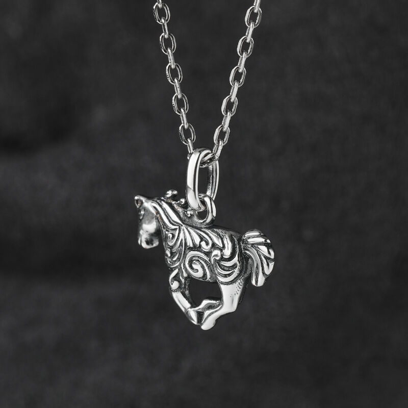 Jeulia "Galoppierendes Pferd" Sterling Silber Halskette
