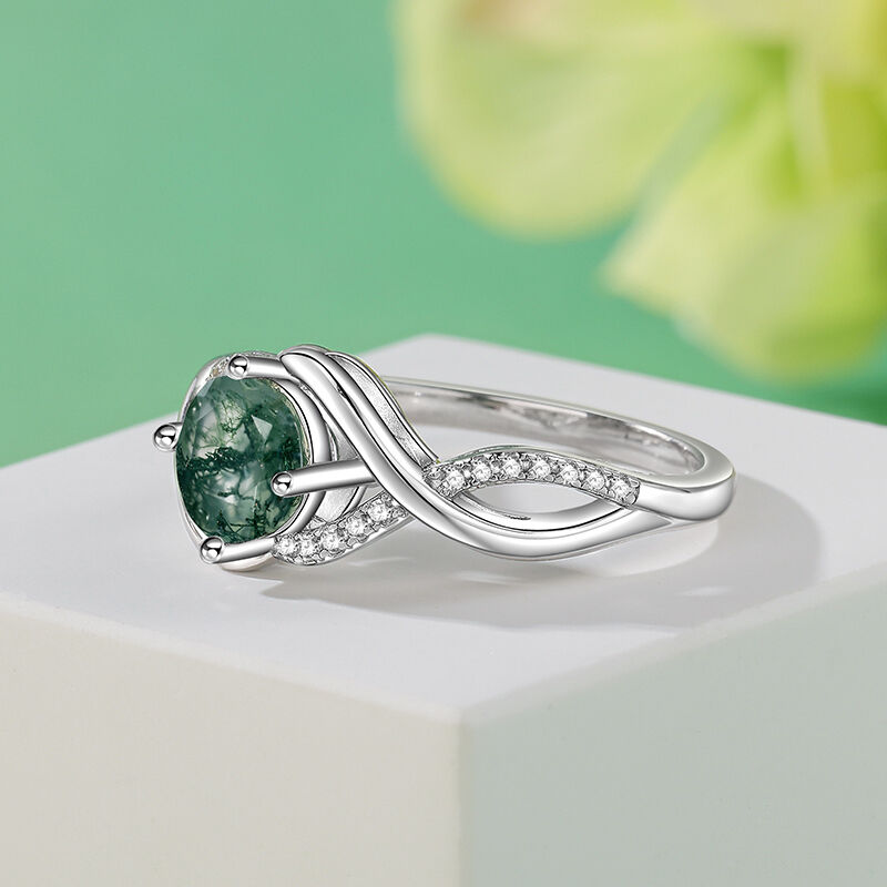 Jeulia Dainty Twist Moss Agate Ring