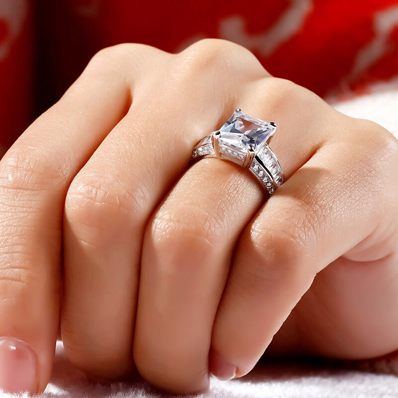 Jeulia Classic Radiant Cut Sterling Silver Ring