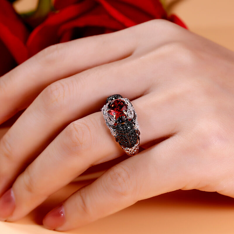 Jeulia "Insect Magic" Scarab Design Round Cut Sterling Silver Ring